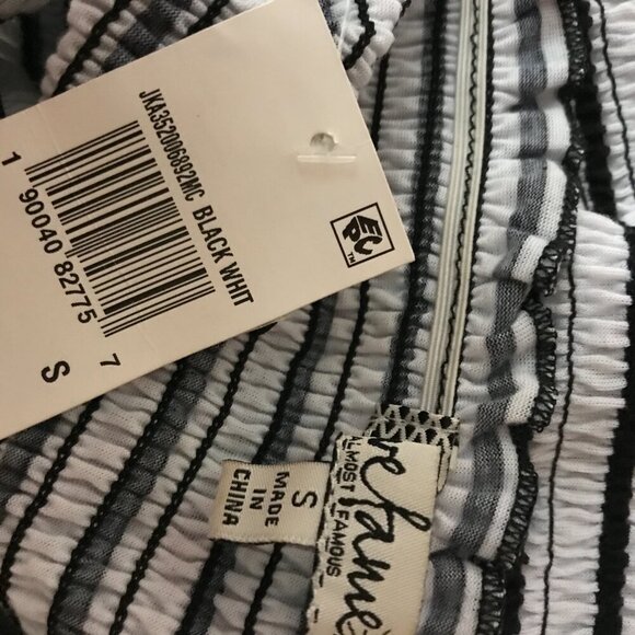 Smocked Crop Top NWT SMALL - Picture 7 of 8